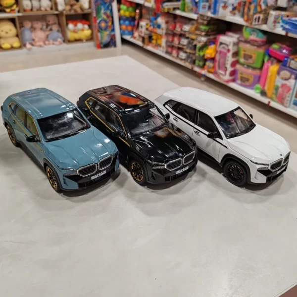 ماشین فلزی بی ام وBMW وارداتی1به24دودزا - Image 1