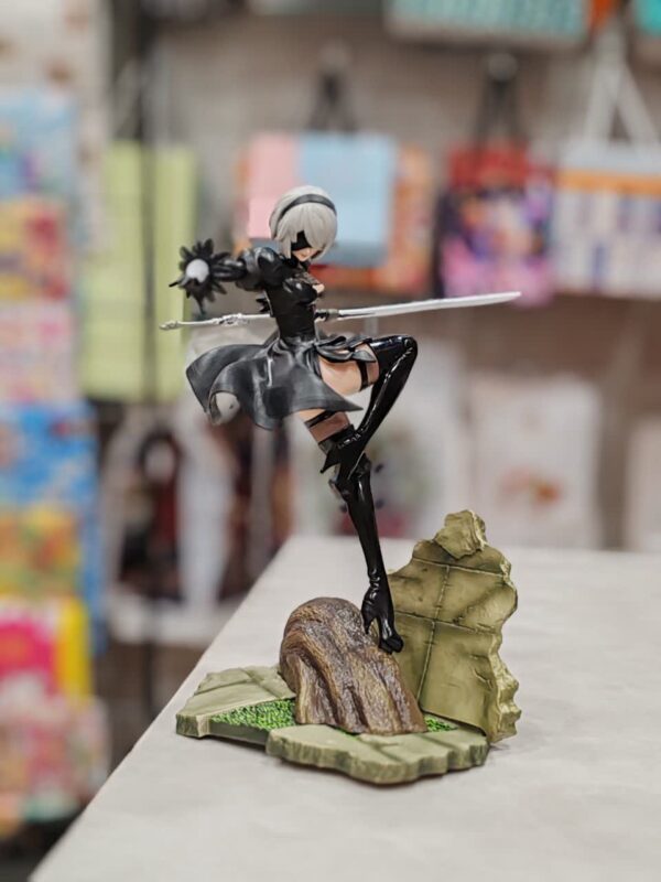فیگور نیراتوماتا NieR Automata وارداتی پایه دار - Image 3