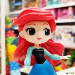 فیگور  طرح دختر مو قرمز پاپیونی وارداتی طرح کیوپاسکت پایه دار ارتفاع 14 سانت - Image 4