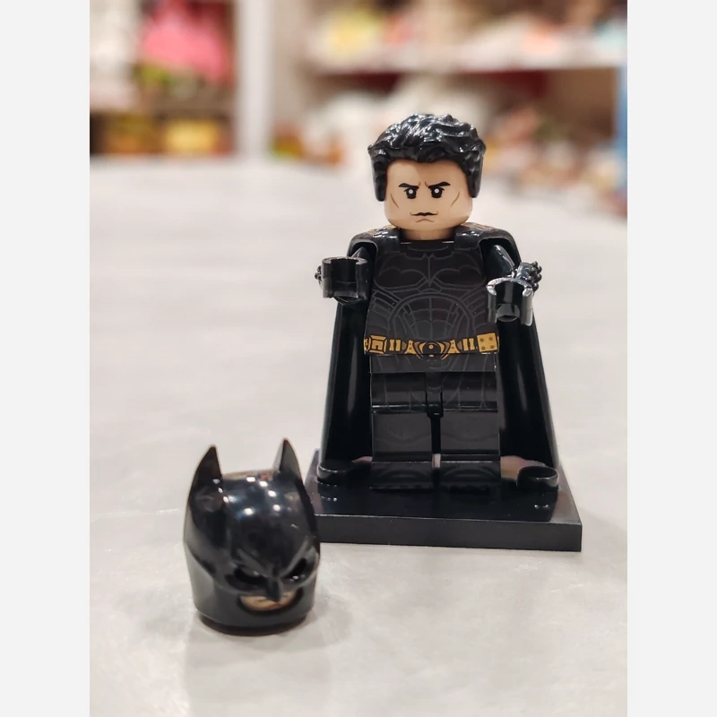 9YG1KElSluJ57uI5ASE1RIyhaR06hh3gc7gtbOTMZuXMV1M3vv.jpg_800X800X70 لگو مینی فیگور بتمن شنل محکم دوکله وارداتی - Image 1