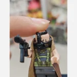 لگو مینی فیگور بین با نقاب و کت چرم وارداتی - Image 3