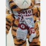 عروسک پولیشی ببر اسکیت سوار کلاه دار وارداتی - تصویر 3