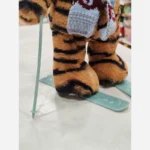 عروسک پولیشی ببر اسکیت سوار کلاه دار وارداتی - تصویر 2