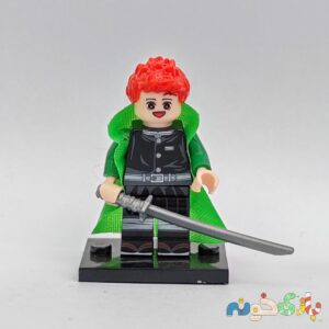 مینی فیگور انیمه‌ای تانجیرو Demon Slayer به همراه شمشیر و شنل